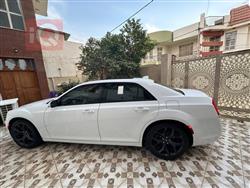 کرایسلەر 300